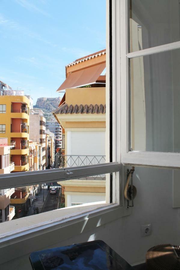 Aticoteatro27 Apartment Alicante Exterior foto